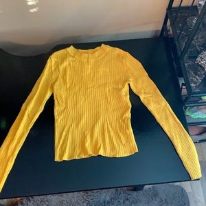 Ribbed long sleeve shirt